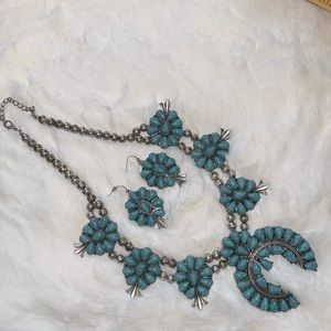 Turquoise Fashion Jewelry Necklace and Earrings